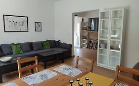 Flora House 3 Minutes From Lake Balaton